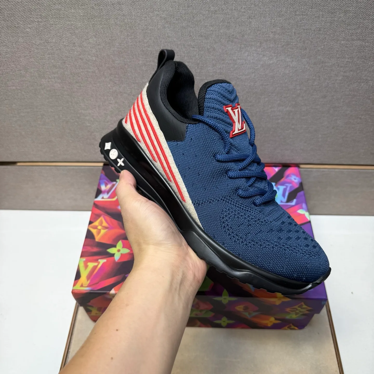 ⬛️Men's shoes 💰p480 [LV～] Men's casual shoes 2025z cabinet sales simultaneously 🔶Size: 38-44 #️⃣ 🔷7 colors🔜The upper is made of multi-material splicing➕Mesh lining, comfortable and breathable, sole: original comfortable and wear-resistant outsole, ⚠️real thing📱photographed🎬real thing is better📢📢📢